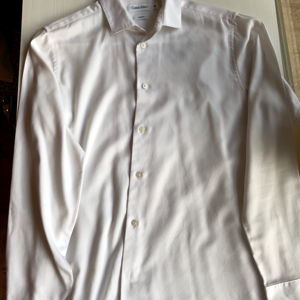 Button down - Picture 2 of 2